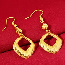 Elegant 24k Yellow Gold Glossy Ethnic Style Earrings for Women Bride Seaside Resort Wedding Fine Gold Jewelry Stud Earring Gift
Elegant 24k Yellow Gold Glossy Ethnic Style Earrings for Women Bride Seaside Resort Wedding Fine Gold Jewelry Stud Earring Gift
