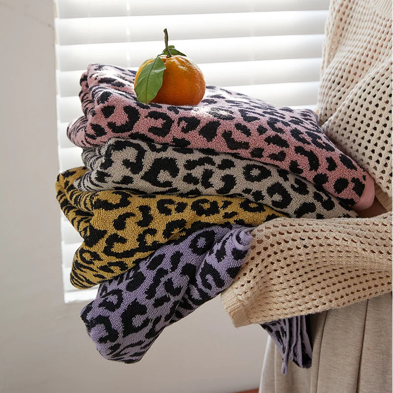 

Retro Color Matching Long-Staple Cotton Skin-Friendly Towel Leopard-Print Face Bath Towels Soft Absorbent Face Towel Couple