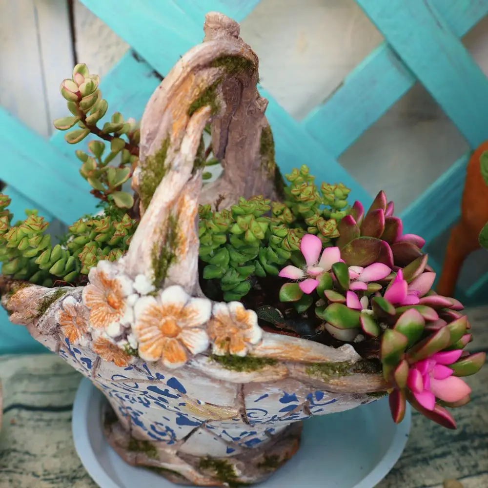 Garden Resin Blue And White Handle Flower Basket Succulent Vase Ornaments Balcony Courtyard Outdoor Figurines Decoration Crafts
Garden Resin Blue And White Handle Flower Basket Succulent Vase Ornaments Balcony Courtyard Outdoor Figurines Decoration Crafts
