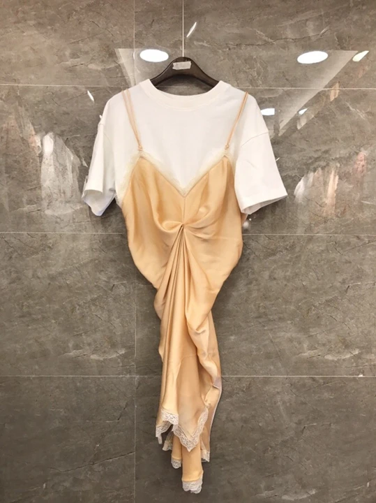 2019 Early autumn new women's wear round collar stitching sling irregular twist color matching short sleeve dress 911
2019 Early autumn new women's wear round collar stitching sling irregular twist color matching short sleeve dress 911