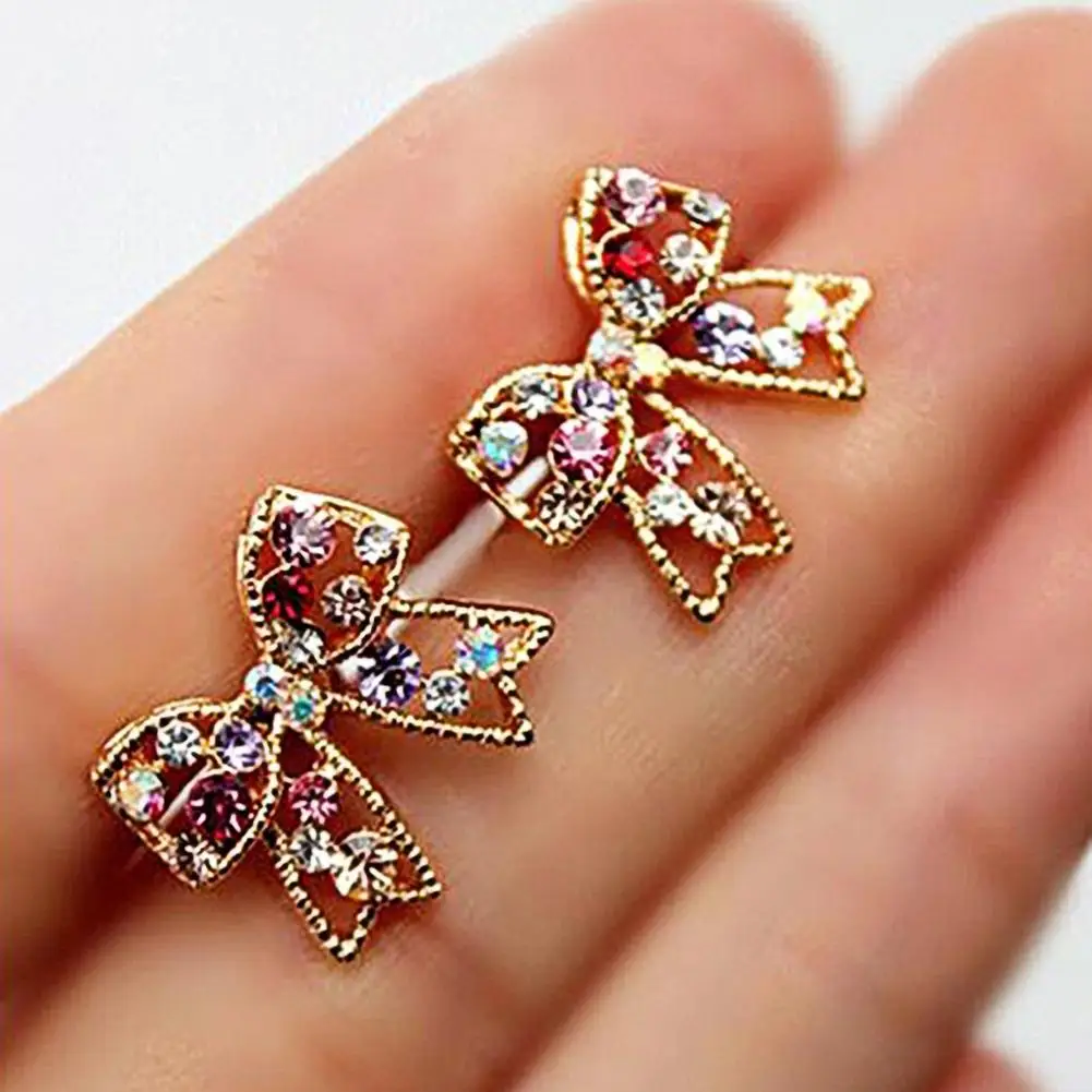 Trendy Women Crystal Stud Earrings Gold Red Bowknot Oorbellen Bow Ear Studs Brincos Charm Earrings Fashion Jewelry Gift Bijoux
Trendy Women Crystal Stud Earrings Gold Red Bowknot Oorbellen Bow Ear Studs Brincos Charm Earrings Fashion Jewelry Gift Bijoux
