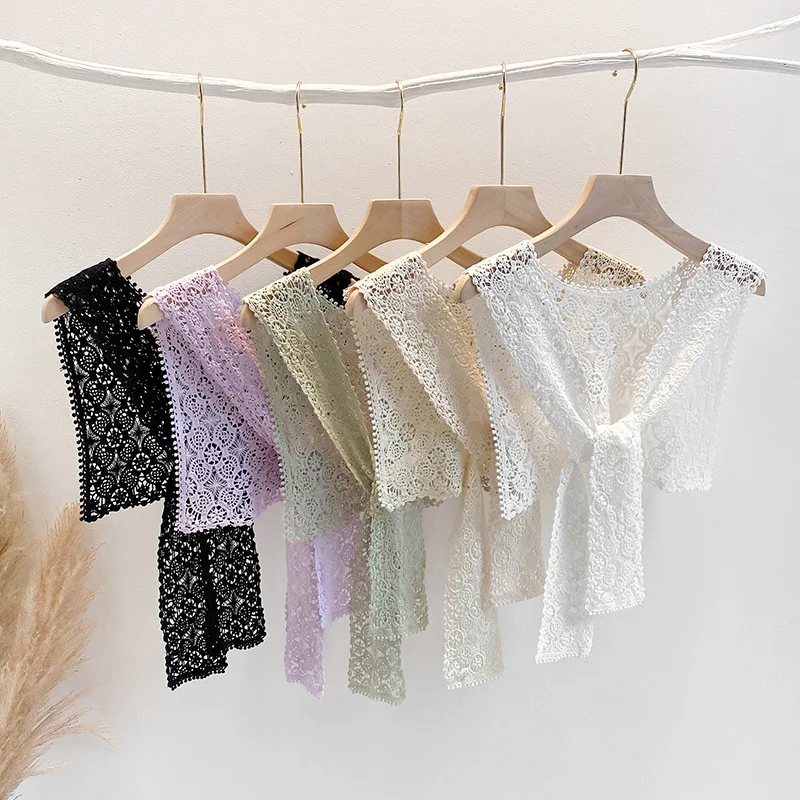 KOI LEAPING New summer hollow hook flower small shawl female warm small vest shoulder fake collar thin scarf outside
KOI LEAPING New summer hollow hook flower small shawl female warm small vest shoulder fake collar thin scarf outside