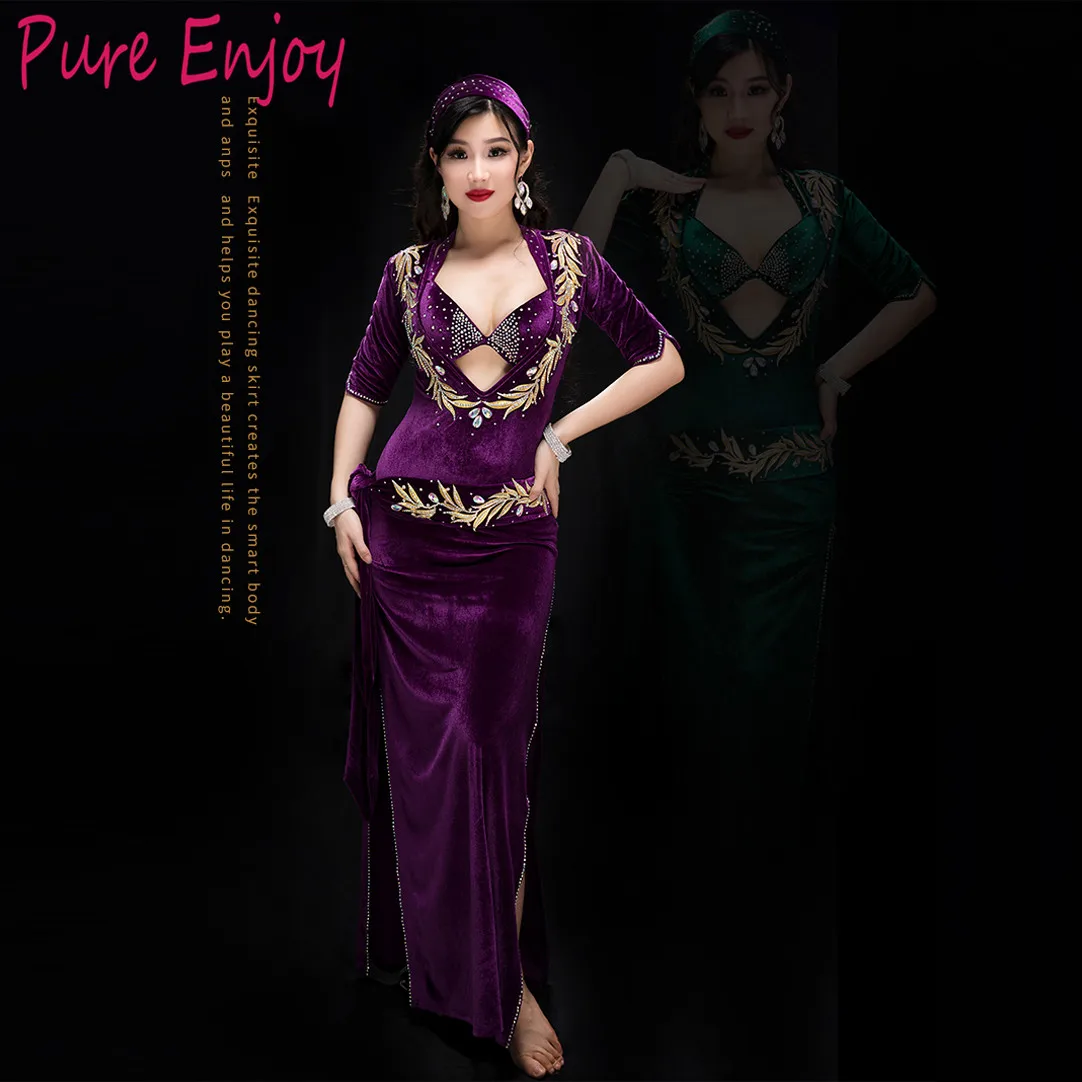 Luxury Belly Dancing Clothes Stones Crystal Performance Set Belly Dance Set Bra, Safety Shorts,Robe, Headband, Waistband 5PCS
Luxury Belly Dancing Clothes Stones Crystal Performance Set Belly Dance Set Bra, Safety Shorts,Robe, Headband, Waistband 5PCS