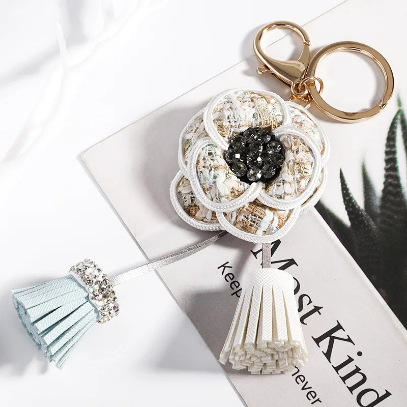 2019 Creative Flower Keychains Fashion Keyrings Tassels Key Chain Women Bag Charm Pendant Ornament Car Key Ring Holder Trinket
2019 Creative Flower Keychains Fashion Keyrings Tassels Key Chain Women Bag Charm Pendant Ornament Car Key Ring Holder Trinket
