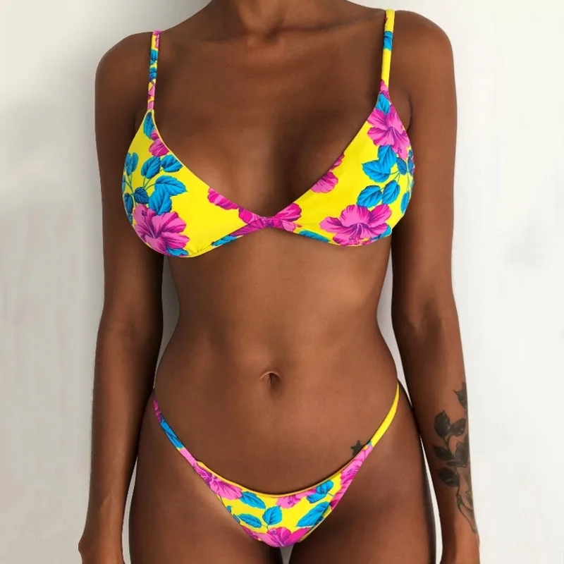 Micro Bikini 2019 Sexy Push Up Swimwear Women Swimsuit Print Brazilian Bikini Set Laides Beach Bathing Suit Beach Wear Biquini
Micro Bikini 2019 Sexy Push Up Swimwear Women Swimsuit Print Brazilian Bikini Set Laides Beach Bathing Suit Beach Wear Biquini