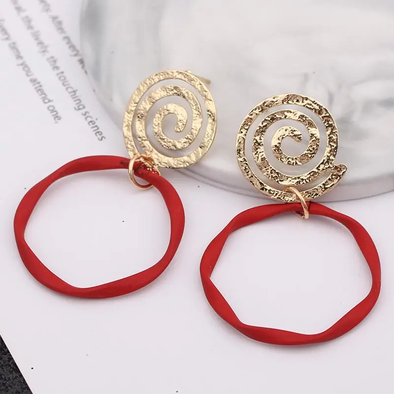 Fashion Irregular Geometric Big Round Earrings for Women Metal Circle Red Gold Long Drop Earrings Punk Pendant Dangle Jewelry
Fashion Irregular Geometric Big Round Earrings for Women Metal Circle Red Gold Long Drop Earrings Punk Pendant Dangle Jewelry