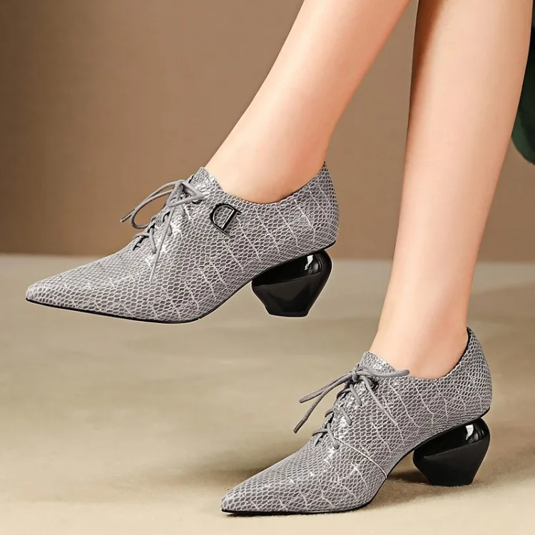 Mei yi lang Spring And Autumn Fashion New Pointed-Toe Fashion Shoes Deep Mouth Women's Lace up Front Sheepskin Semi-high Heeled
Mei yi lang Spring And Autumn Fashion New Pointed-Toe Fashion Shoes Deep Mouth Women's Lace up Front Sheepskin Semi-high Heeled
