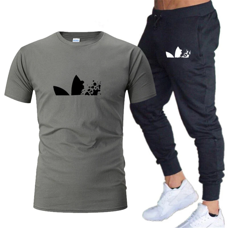 2020 brand men's suit fashion sports T-shirt men's summer short-sleeved sports suit T-shirt + shorts men's 2 pieces casual suit
2020 brand men's suit fashion sports T-shirt men's summer short-sleeved sports suit T-shirt + shorts men's 2 pieces casual suit