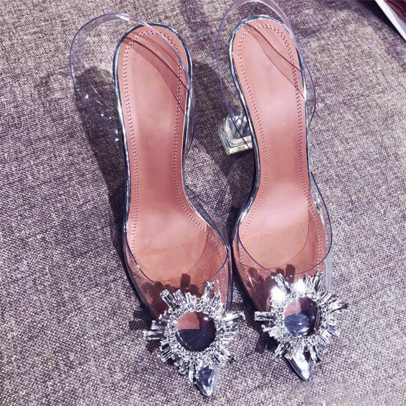 Sexy high heels female 19 new transparent crystal word with net red Baotou luxury fine with pointed back air diamond large size
Sexy high heels female 19 new transparent crystal word with net red Baotou luxury fine with pointed back air diamond large size