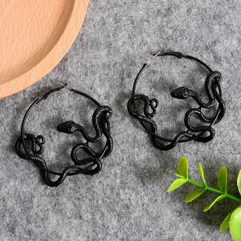 NEW Cool Punk Antique Animal Black Snake Earrings Crazy Twining Snake Hoop Earrings Personality Statement Earrings Party Jewelry
NEW Cool Punk Antique Animal Black Snake Earrings Crazy Twining Snake Hoop Earrings Personality Statement Earrings Party Jewelry