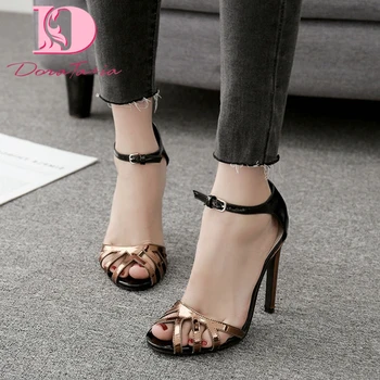 Dora Tasia 2020 Hot Sale Women Pumps Thin Heels Peep Toe Mixed Colors Summer Party Woman Sandals
Dora Tasia 2020 Hot Sale Women Pumps Thin Heels Peep Toe Mixed Colors Summer Party Woman Sandals