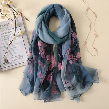 Chinese style Classic silk 2019 Spring summer autumn and winter women foulard beautiful scarf lady fashion beach New print shawl
Chinese style Classic silk 2019 Spring summer autumn and winter women foulard beautiful scarf lady fashion beach New print shawl