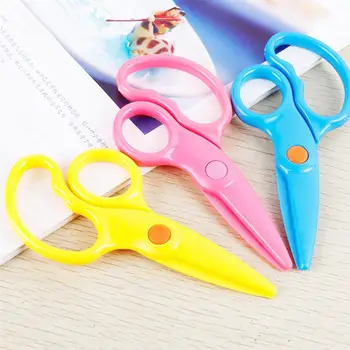10PCS Creative Safety Scissors Plastic Paper Cutting Tools DIY Mini Scissors for Kids Children Random Color
10PCS Creative Safety Scissors Plastic Paper Cutting Tools DIY Mini Scissors for Kids Children Random Color