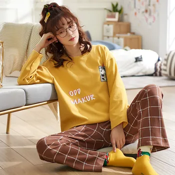 Lisacmvpnel Long Sleeve Pajamas Autumn Ice Silk Long Sleeve Trousers Suit Printing Fashion Pyjamas Set
Lisacmvpnel Long Sleeve Pajamas Autumn Ice Silk Long Sleeve Trousers Suit Printing Fashion Pyjamas Set