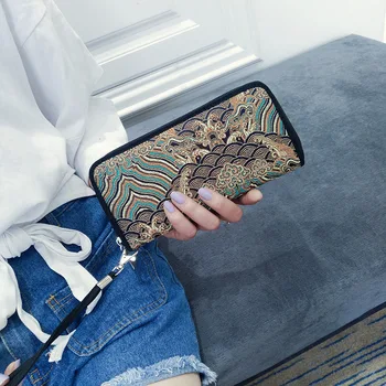 Fashion Lady Folk-custom Cloud Pattern Wallet Long Clutch Personality Lady Leisure Wrist Coin Purse
Fashion Lady Folk-custom Cloud Pattern Wallet Long Clutch Personality Lady Leisure Wrist Coin Purse