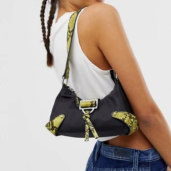 High Quality Niche Brand Bag Spring and Summer New 2020 Popular Bag Personality Snake Pattern Color Matching Retro Armpit Bag
High Quality Niche Brand Bag Spring and Summer New 2020 Popular Bag Personality Snake Pattern Color Matching Retro Armpit Bag