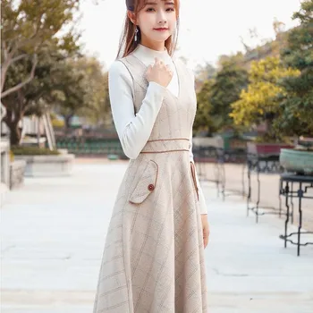 Autumn and winter lady Plaid vest elegant simple woman dress
Autumn and winter lady Plaid vest elegant simple woman dress