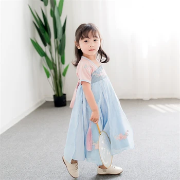 Children Hanbok Dress Girls Korean Style Spring Embroidery Dress Orient Ethnic Wedding Korean Dresses Fashion Outfits for Kids 
Children Hanbok Dress Girls Korean Style Spring Embroidery Dress Orient Ethnic Wedding Korean Dresses Fashion Outfits for Kids