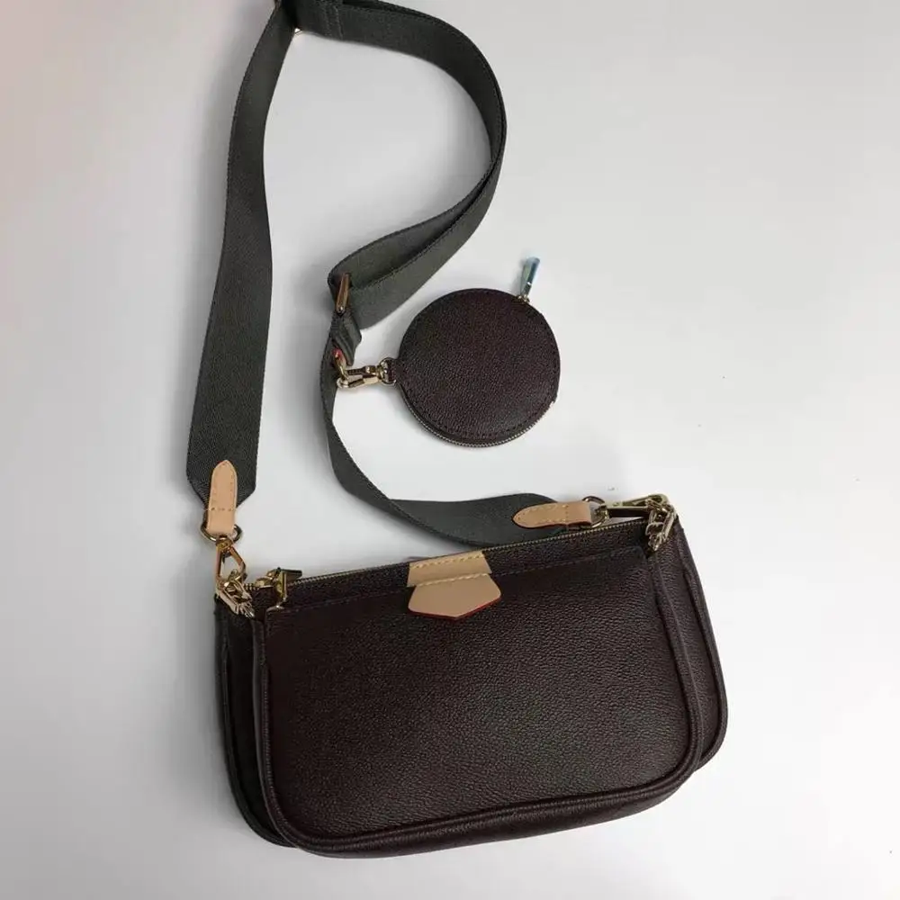 Three in one mahjong bag 2020 new Zhonggu bag single shoulder bag wide shoulder strap women's bag free of charge
Three in one mahjong bag 2020 new Zhonggu bag single shoulder bag wide shoulder strap women's bag free of charge