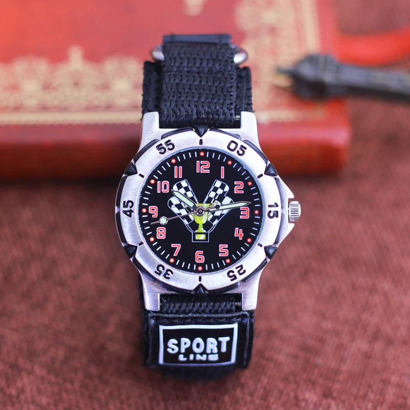 fashion nylon strap school boys girls cartoon sports electronic watches students kids cool personality waterproof watches clock 
fashion nylon strap school boys girls cartoon sports electronic watches students kids cool personality waterproof watches clock