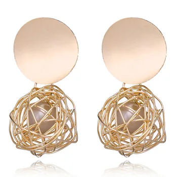 and the United States retro geometric earrings contracted woven ball pearl earring female Han Guochao metal accessories
and the United States retro geometric earrings contracted woven ball pearl earring female Han Guochao metal accessories