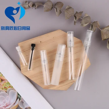 2ml/3ml/5ml Empty Portable Mini Perfume Mist Spray Plastic Comstic Bottle Free Shipping Sample Test Tube Thin Refillable Bottle
2ml/3ml/5ml Empty Portable Mini Perfume Mist Spray Plastic Comstic Bottle Free Shipping Sample Test Tube Thin Refillable Bottle