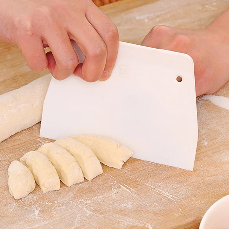 Dough Pizza Cutter Pastry Slicer Blade Cake Bread Pasty Scraper Blade Kitchen Tool Pastry Cutters 1PC Baking Accessories
Dough Pizza Cutter Pastry Slicer Blade Cake Bread Pasty Scraper Blade Kitchen Tool Pastry Cutters 1PC Baking Accessories