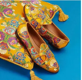 High Quality Fashion Men Pu Leather Loafers Shoes Male Casual Classic Trendy Vinage Stylish Flower Shoes Zapatos De Hombre TV434
High Quality Fashion Men Pu Leather Loafers Shoes Male Casual Classic Trendy Vinage Stylish Flower Shoes Zapatos De Hombre TV434