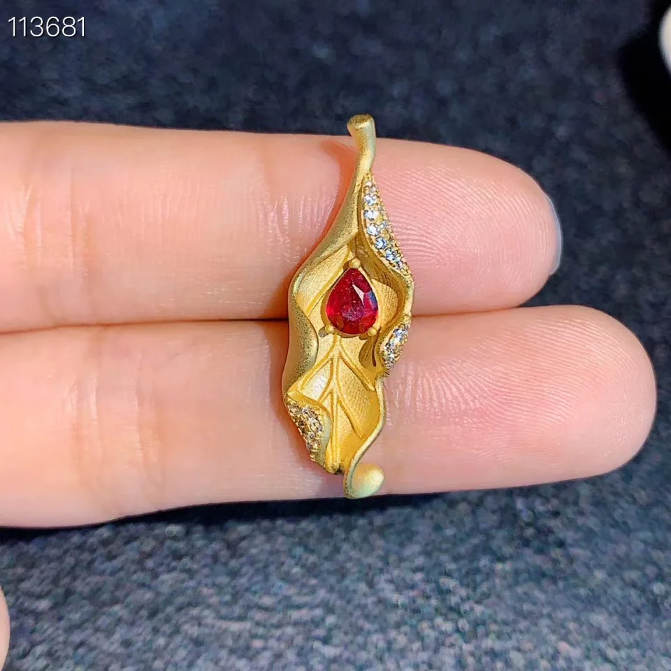 New natural ruby necklace 925 sterling silver high end jewelry gold plated 
New natural ruby necklace 925 sterling silver high end jewelry gold plated