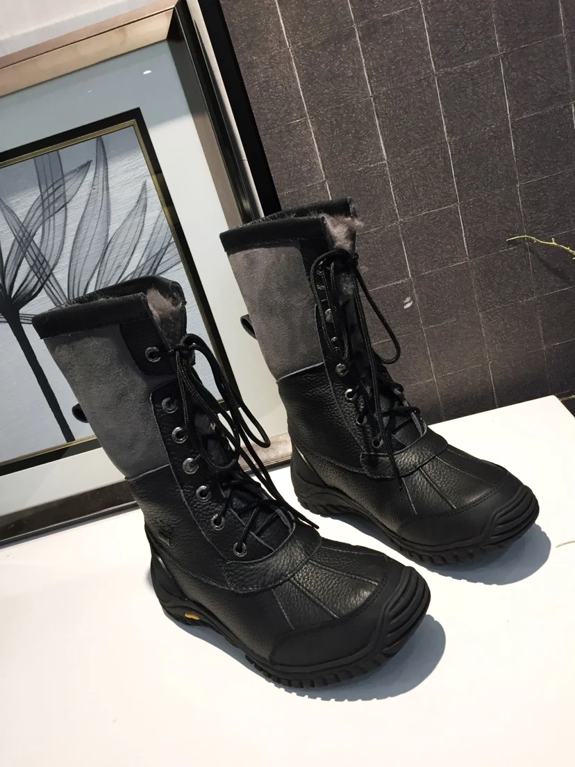 Highest quality Winter Cowhide and wool uppers Snow boots Adirondack boot man Women couples boots size 36-44
Highest quality Winter Cowhide and wool uppers Snow boots Adirondack boot man Women couples boots size 36-44
