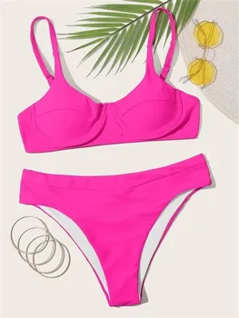 2020 new hot summer fashion rose red split bikini swimsuit female swimsuit beachwear bikini
2020 new hot summer fashion rose red split bikini swimsuit female swimsuit beachwear bikini