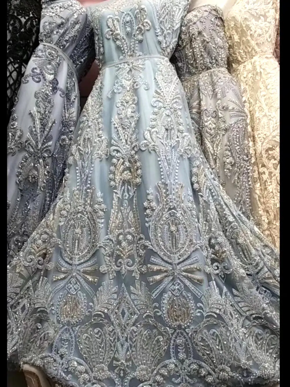 Super quality embroidered lace fabric with full beads 15yard/lot african net lace fabric DG677
Super quality embroidered lace fabric with full beads 15yard/lot african net lace fabric DG677