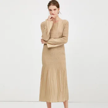 LANMREM High Quality Flare Sleeve O-neck Mid-long Pullover Pleated Dress Women 2020 New autumn Casual Loose Dress Female PC760
LANMREM High Quality Flare Sleeve O-neck Mid-long Pullover Pleated Dress Women 2020 New autumn Casual Loose Dress Female PC760