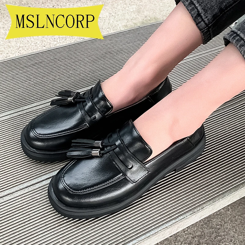 Plus Size 34-46 Women Tassel Flat Spring Derby Shoes Ladies Oxfords Pu Leather Platform Slip on Female Comfort Fashion Footwear
Plus Size 34-46 Women Tassel Flat Spring Derby Shoes Ladies Oxfords Pu Leather Platform Slip on Female Comfort Fashion Footwear