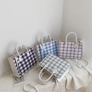 Fashion Shoulder Bag Leisure Messenger Large Capacity Women's Leather
Fashion Shoulder Bag Leisure Messenger Large Capacity Women's Leather