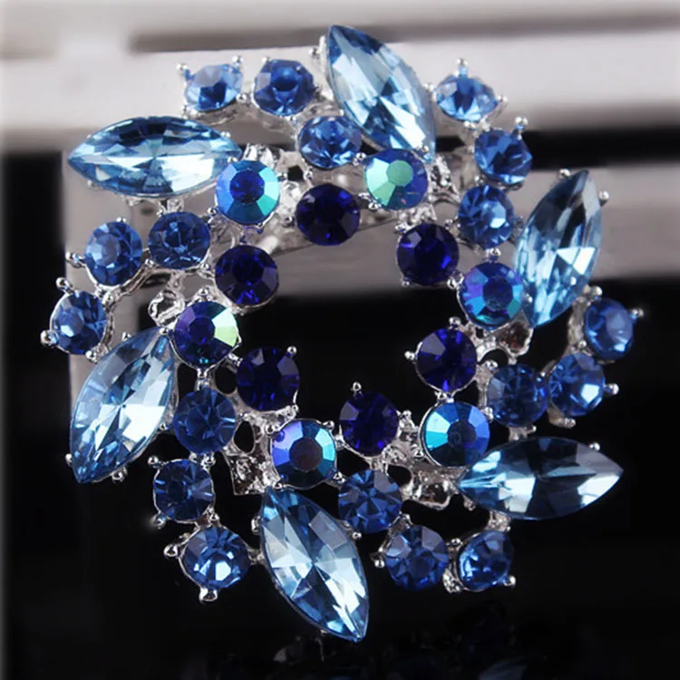 Hot Sales Hanmi Full of Crystals Circle with Crystal Brooch Crystal Corsage Top Grade Fashion Jewelry 06
Hot Sales Hanmi Full of Crystals Circle with Crystal Brooch Crystal Corsage Top Grade Fashion Jewelry 06
