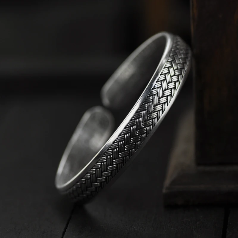 Thai Silver Heart Sutra Bracelet men's personalized design woven face couple Sutra open Bracelet
Thai Silver Heart Sutra Bracelet men's personalized design woven face couple Sutra open Bracelet