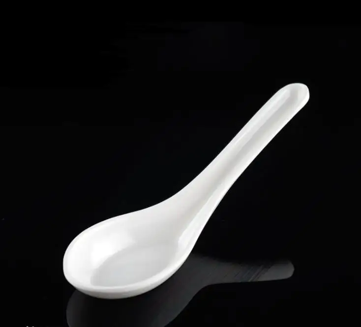 200pcs/lot 13*4.2cm White Melamine Scoop Soup Spoon Imitate Plastic Hotel Restaurant Spoon Tableware SN3784
200pcs/lot 13*4.2cm White Melamine Scoop Soup Spoon Imitate Plastic Hotel Restaurant Spoon Tableware SN3784