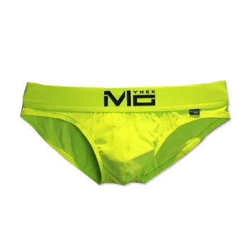 Summer men's underwear men's briefs low waist sexy cotton breathable trend fashion
Summer men's underwear men's briefs low waist sexy cotton breathable trend fashion