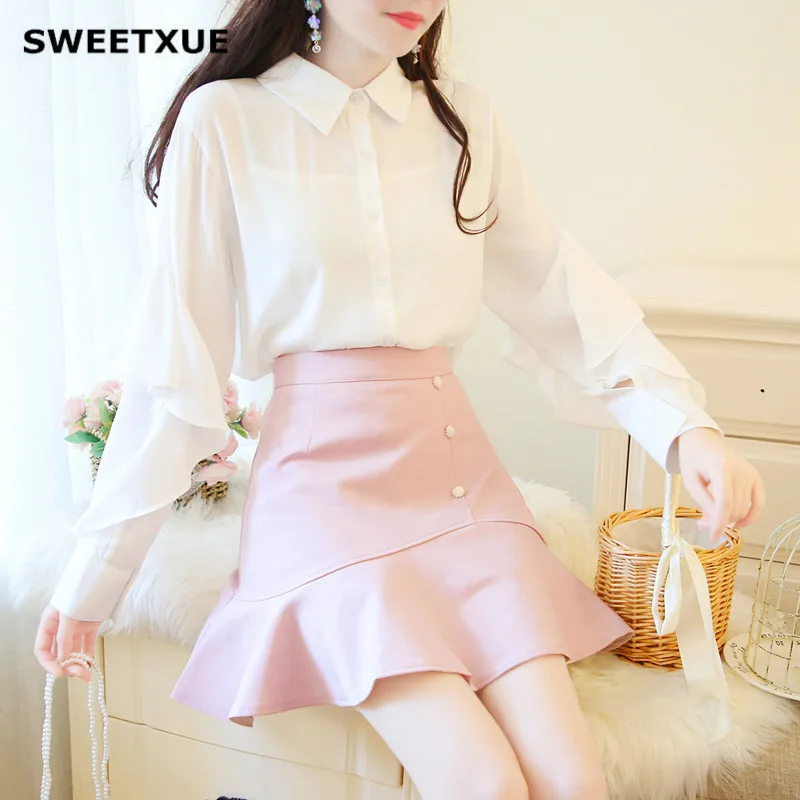 SWEETXUE Autumn New Two-piece Set Women Solid Color Single-Breasted Ruffled Fashion Loose Chiffon Shirt And Mini Skirt Sets
SWEETXUE Autumn New Two-piece Set Women Solid Color Single-Breasted Ruffled Fashion Loose Chiffon Shirt And Mini Skirt Sets