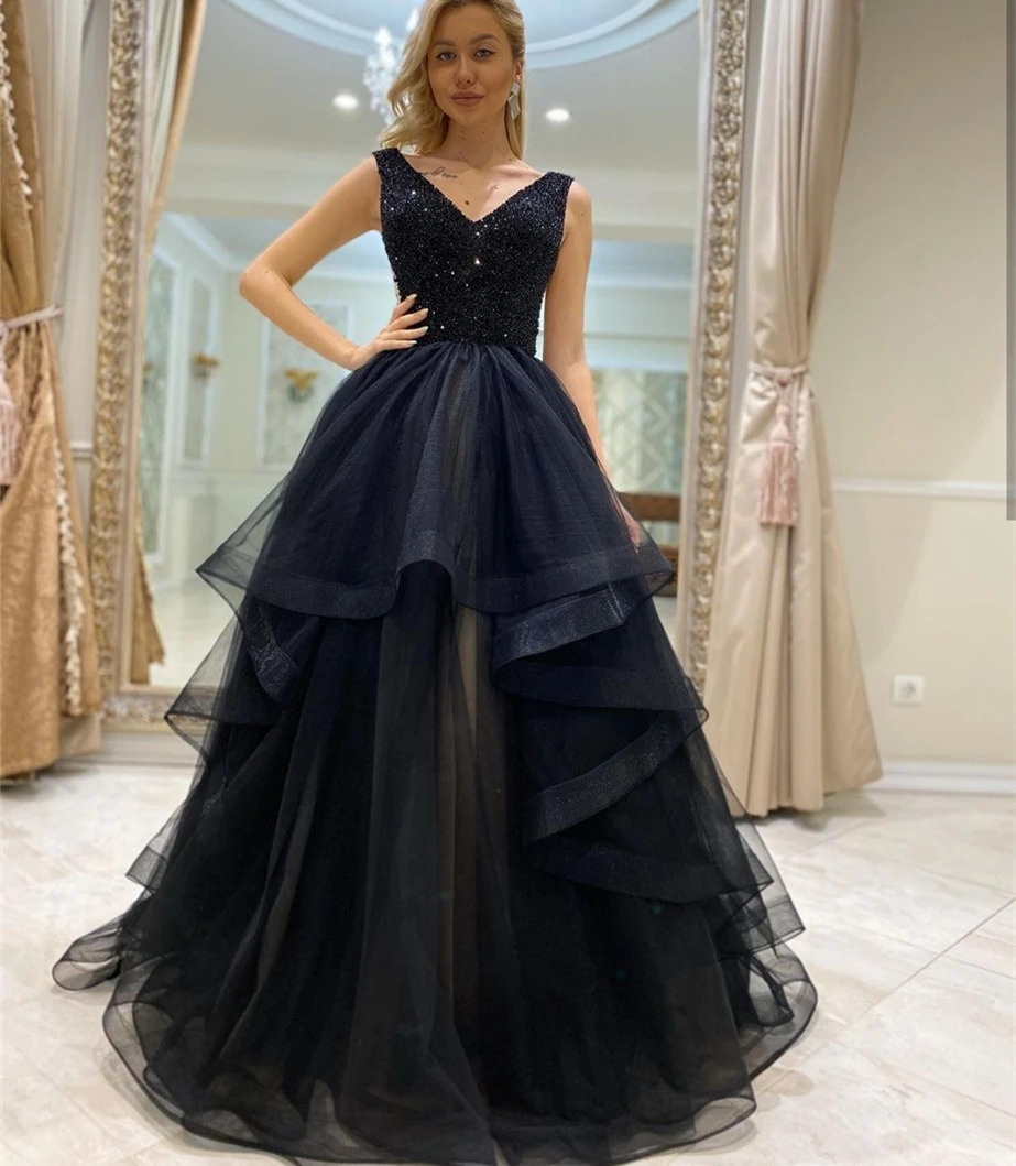 

Black Evening Dress A-Line V-Neck Tank Sequined Beads Tiered Backless Sleeveless Floor Length Formal Prom Gown robes de soirée