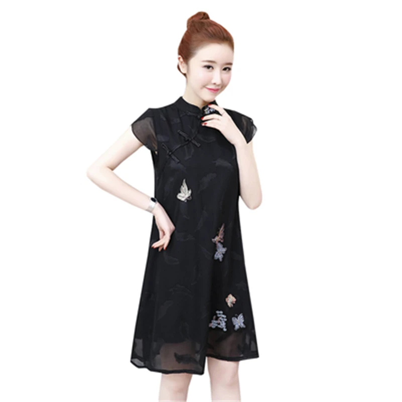 New Arrival Women Lace Loose Vintage Cheongsam Novelty Chinese Style Mandarin Collar Dress Ladies Embroidered Short Qipao T333
New Arrival Women Lace Loose Vintage Cheongsam Novelty Chinese Style Mandarin Collar Dress Ladies Embroidered Short Qipao T333