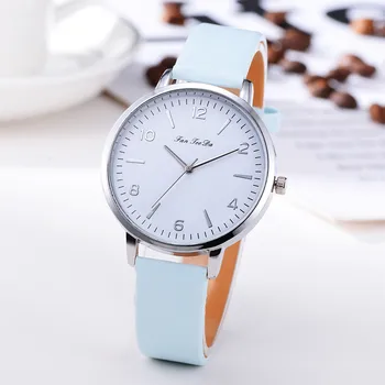 2020 New Luxury Watch Women Luxury Delicate Small Dial Analog Quartz Fashion Leather Band Ladies Dress Clock bayan kol saati 
2020 New Luxury Watch Women Luxury Delicate Small Dial Analog Quartz Fashion Leather Band Ladies Dress Clock bayan kol saati