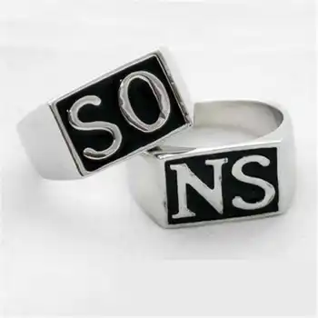 Ring lovers retro punk metal letter fashion personality popular jewelry simple neutral charm jewelry for men and women
Ring lovers retro punk metal letter fashion personality popular jewelry simple neutral charm jewelry for men and women
