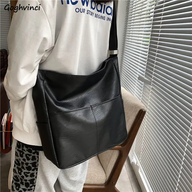 Black PU Leather Crossbody Bags Men Unisex Large Capacity Casual Ins Messenger Couples Retro Harajuku High Street Travel Sling
Black PU Leather Crossbody Bags Men Unisex Large Capacity Casual Ins Messenger Couples Retro Harajuku High Street Travel Sling