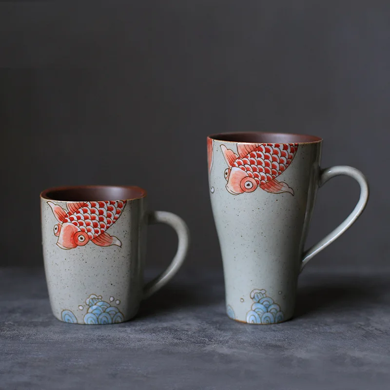 Creative Japanese Ceramic Mug Exquisite Goldfish Pattern Hand Cup Office Coffee Cup Household Tea Cup High-end Gift
Creative Japanese Ceramic Mug Exquisite Goldfish Pattern Hand Cup Office Coffee Cup Household Tea Cup High-end Gift