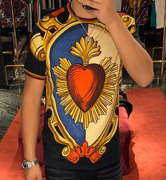 20ss crown heart print designer brand tee t shirts for men cotton fashion style tee
20ss crown heart print designer brand tee t shirts for men cotton fashion style tee