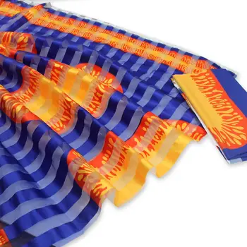 New African silk wax fabric Digital printing satin wax fabric for dress African wax silk fabric with chiffon set S191101 
New African silk wax fabric Digital printing satin wax fabric for dress African wax silk fabric with chiffon set S191101