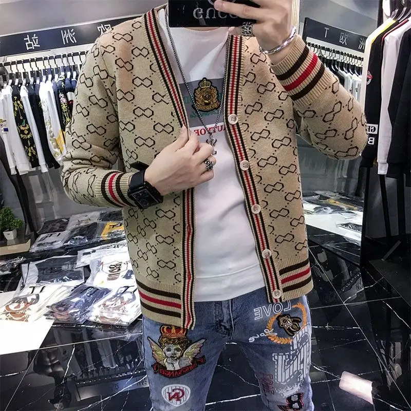 Loose 2020 New Style for Autumn and Winter Sweater Coat Stylish Handsome Men's Cardigan Sweater
Loose 2020 New Style for Autumn and Winter Sweater Coat Stylish Handsome Men's Cardigan Sweater