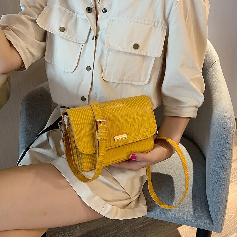 New Lizard-print Simple Three-dimensional Small Square Bag with Magnetic Button and Single Shoulder Slant Woman Bag in 2019
New Lizard-print Simple Three-dimensional Small Square Bag with Magnetic Button and Single Shoulder Slant Woman Bag in 2019